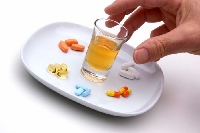 assumere alcol e antibiotici